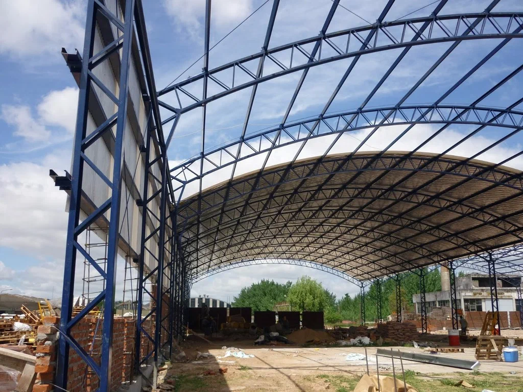 Fabricacion y montaje de cubiertas termoacusticas